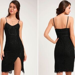 NWT Lulus "Love Me Right" Black Lace Bodycon Midi Dress Size Medium NWT